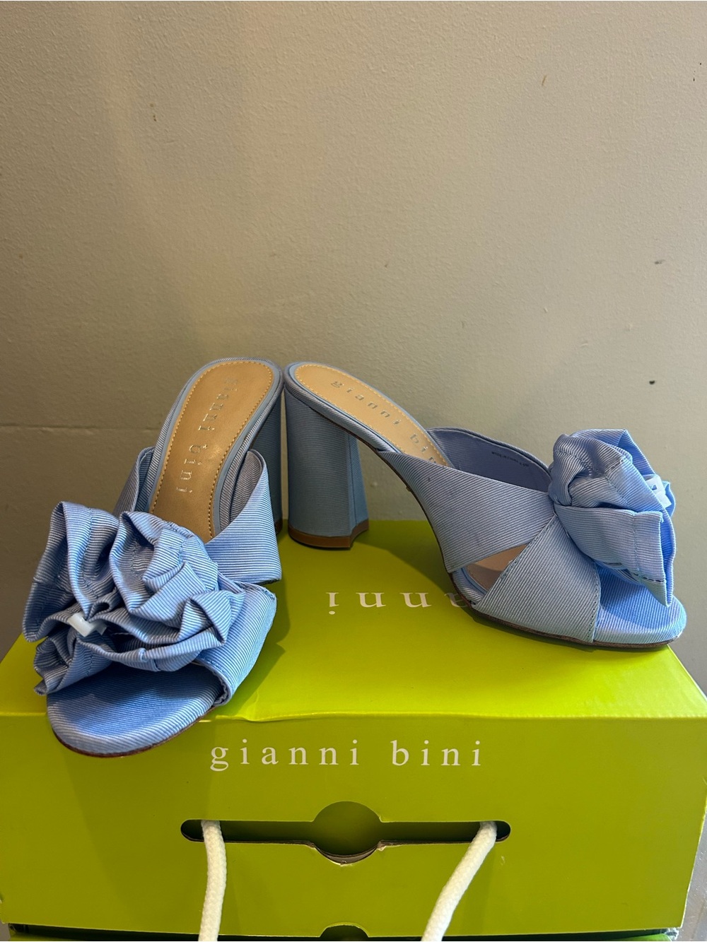 Gianni Bini Powder Blue Block Heel with bows